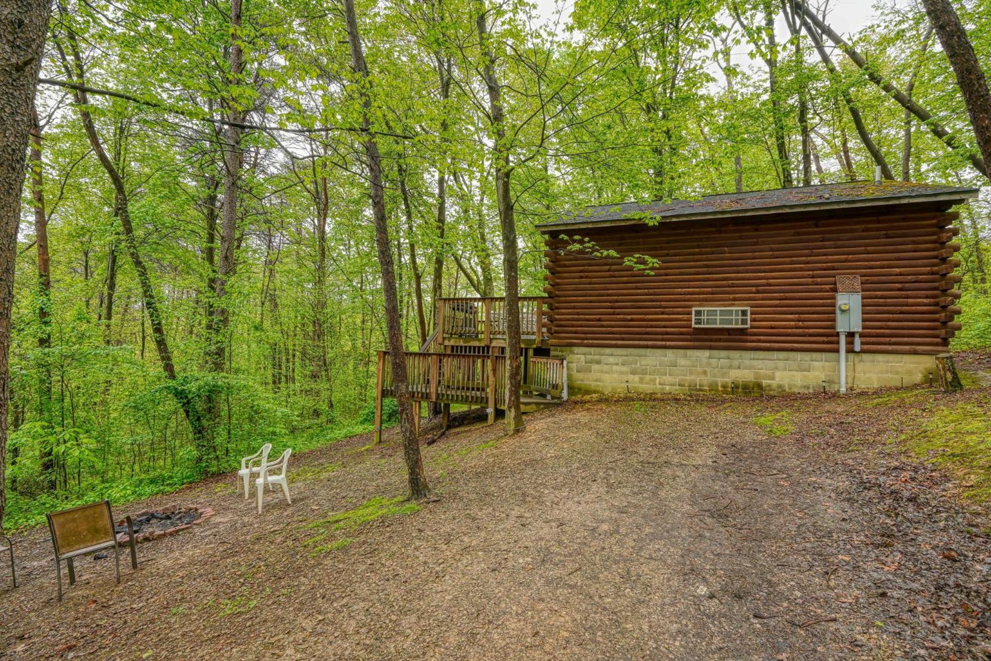 Blue Rose Cabins - Pine Ridge Cabin โลแกน ภายนอก รูปภาพ